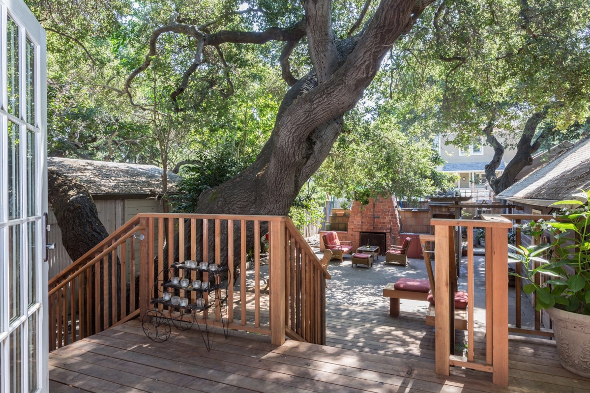 COLONIAL KITCHEN & DECK Saikley Architects