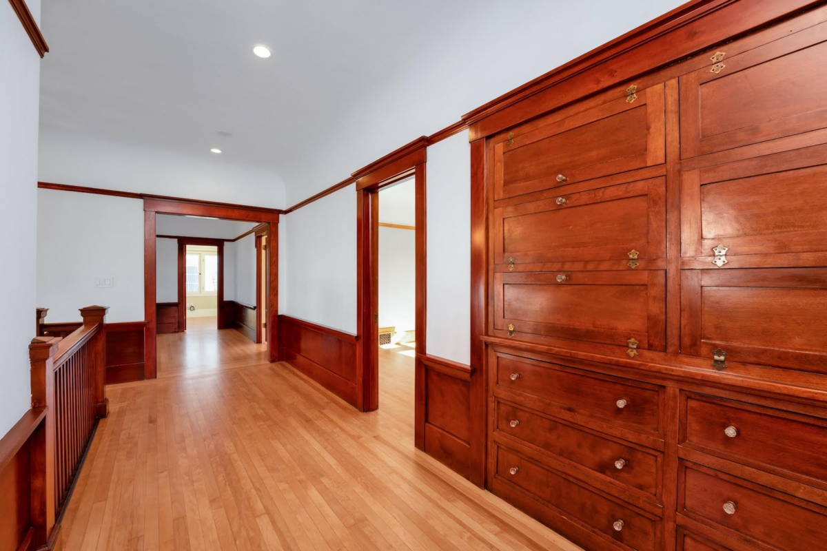 GRAND PRAIRIE-CRAFTSMAN - Saikley Architects