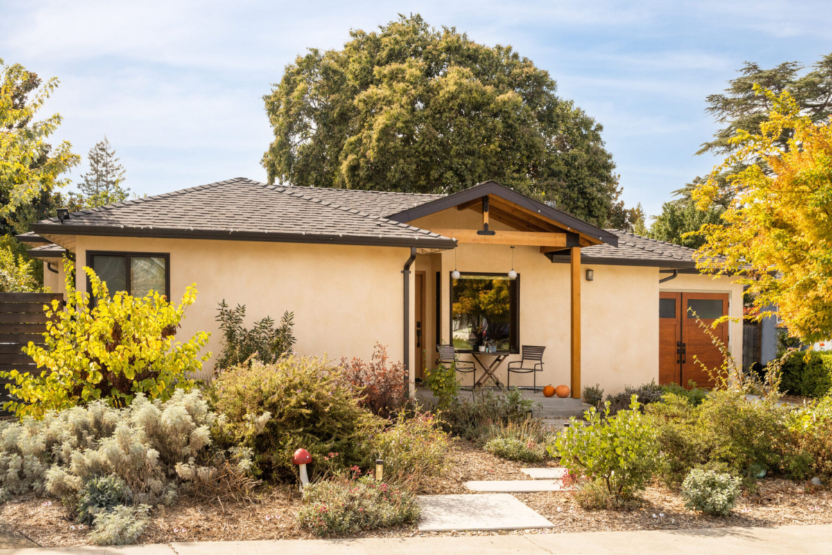 mtn view warm modern 1 & thumbnail